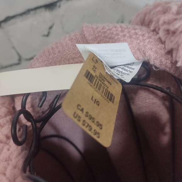 Victoria's Secret PINK Sherpa Hooded Pullover - Picture 15 of 15